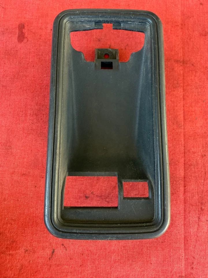 Cubierta de manija de puerta derecha interior genuina para Honda Prelude 1983-87 segunda generación Foto 3 de 4