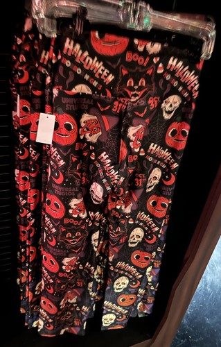 Universal Studios Halloween Horror Nights 2022 Lil' Boo Leggings L XL NEW - Picture 4 of 5