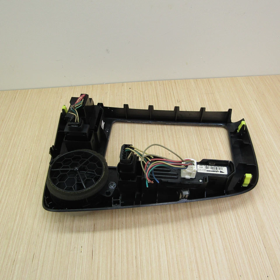 Toyota Matrix/Pontiac Vibe 2003-2008 tablero central radio bisel moldura OEM Foto 4 de 4