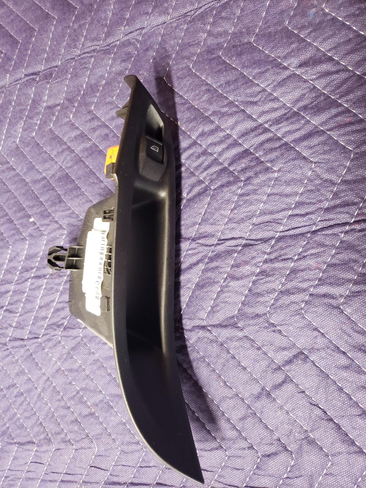 15-18 Ford Focus OEM LH Rear Door Window Control Switch Panel 1048