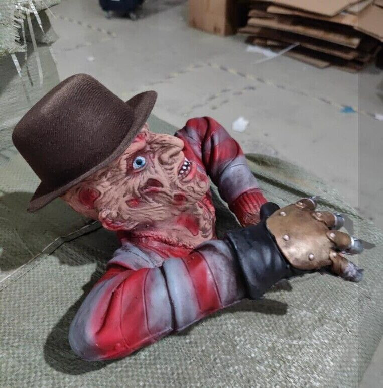 Nightmare Freddy Krueger Tomb Walker Decorative Wall Hanging Walker