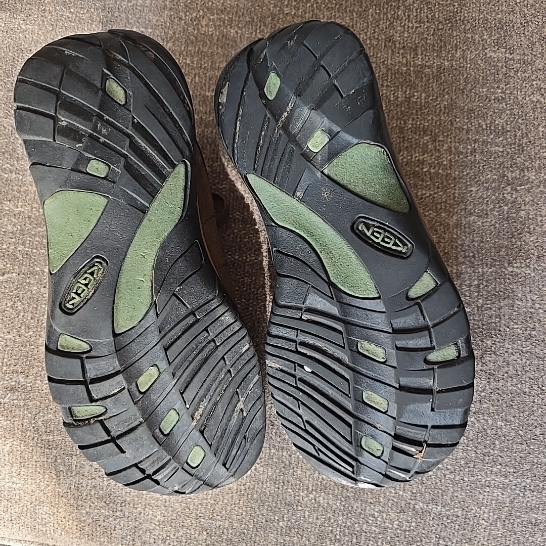 Scarpa da passeggio Keen Presidio da donna US 8 in pelle marrone noce