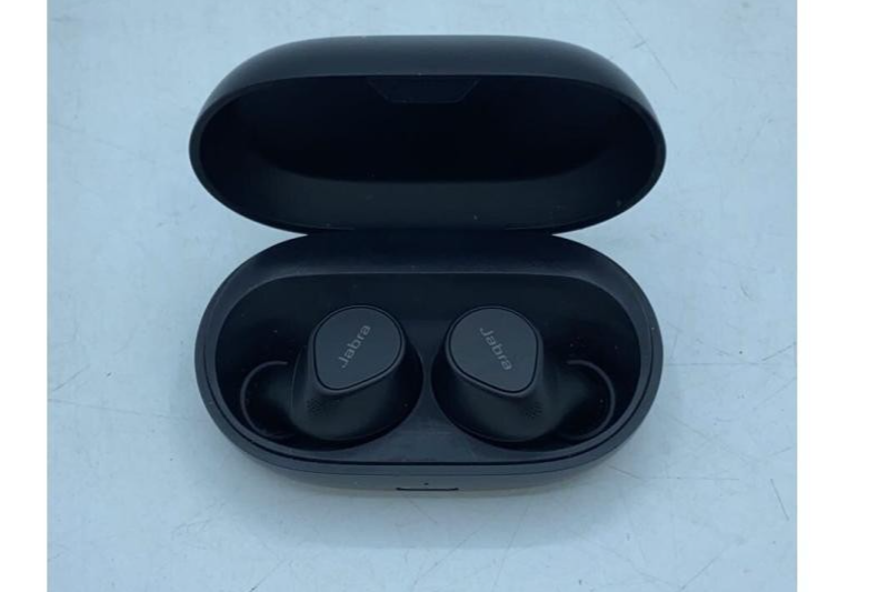 【中古品】Jabra Elite 7 Pro ワイヤレスイヤホン本体 Jabra Elite 7 Pro Wireless Bluetooth Earbuds, In-Ear Phone Calls