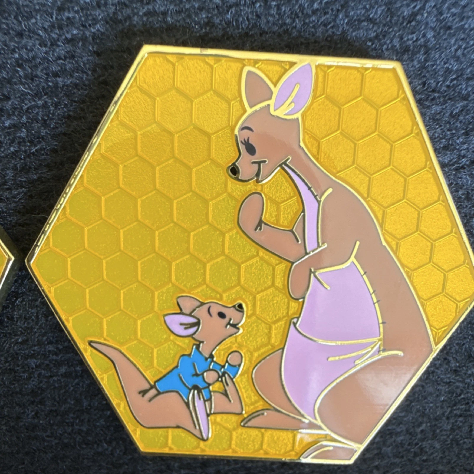 Disney Winnie the Pooh Kanga & Roo Honeycomb Background Glitter Pin Single