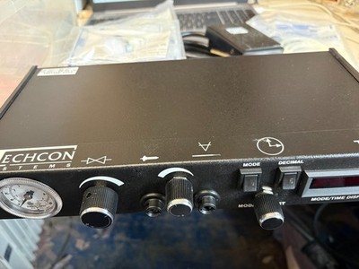 Techcon Systems TS9775 Präzisions-Dosiersystem PLUS ZUBEHÖR