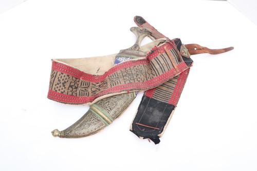 Beautiful Antique  Authentic Yemeni Jambiya Dagger With Belt Knife Vintage--