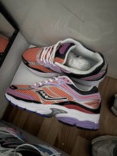 Saucony ProGrid Omni 9 Herren Sneaker