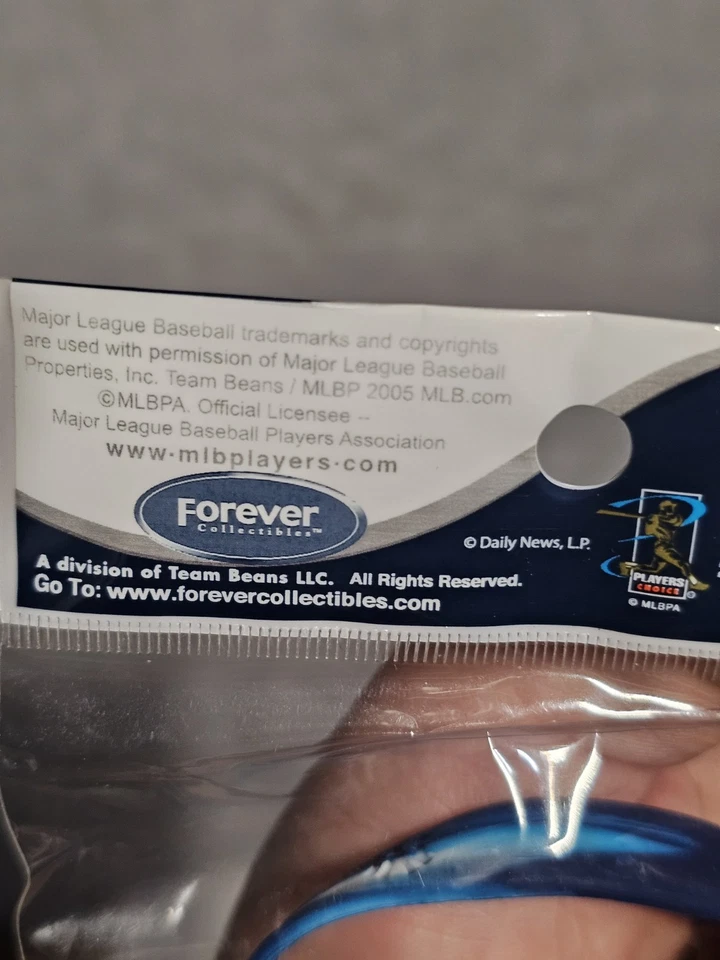 New York Yankees Hideki Matsui Daily News Limited Edition silicone wristband. - Image 2 of 4