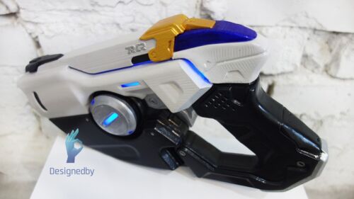 Pair of Tracer pulse pistols with LEDs from Overwatch 2. Tracer cosplay - Picture 5 of 9