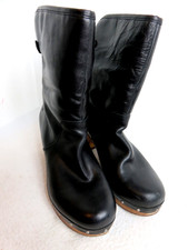 Ugg Women's Boots W Lynnea 1958 Black Sheepskin Lined Size 8