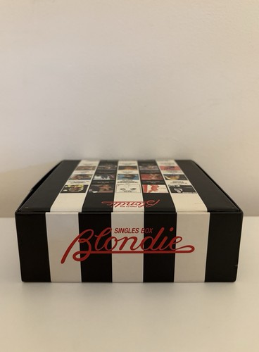 Blondie Singles 1976 - 1982 Box Set , 15 CDs + Booklet - Collectible - Foto 4 di 18