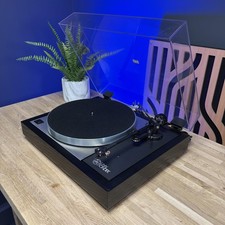 Linn Sondek LP12 Turntable with Linn Basik Plus Arm and Ortofon OMB 5E