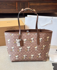NWT COACH x PEANUTS CBJ89 City Tote Bag Signature Coated Canvas Snoopy Outlet