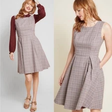 MODCLOTH Touch of Structure A-Line Maroon Plaid Pleated Sleeveless Dress sz S