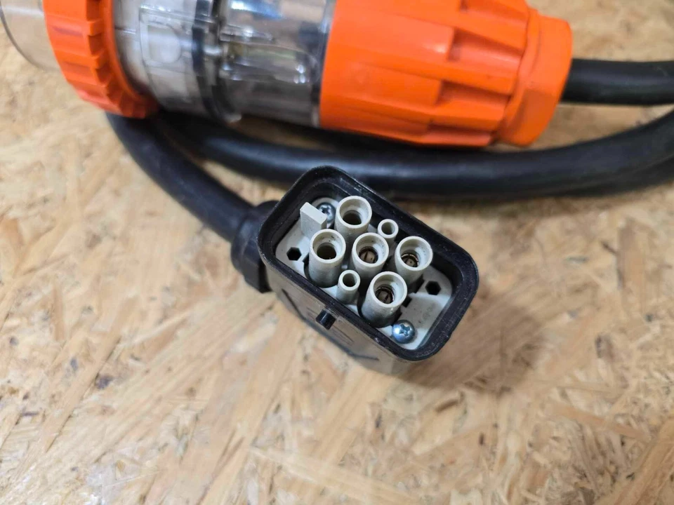 Harting 20886411150 Connection / 3-Phase 32A Connector Socket Power Supply Cable - Image 2 of 4