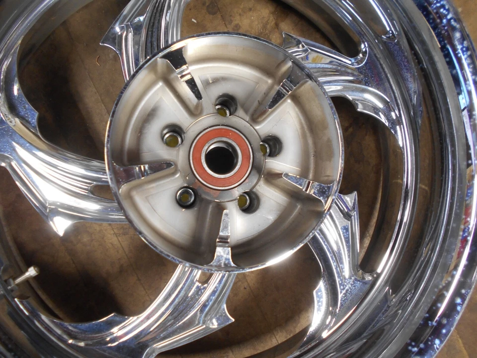 VN-1269-7814R-RVL-CH PERFORMANCE MACHINE 18X5.5 FORGED RIVAL REAR RIM ABS - Image 2 of 4