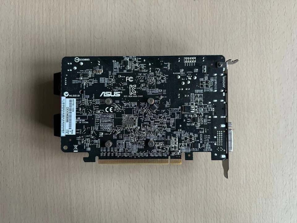 ASUS AMD Radeon HD 7750 - 1GB GDDR5 GPU Graphics Card - Image 2 of 2