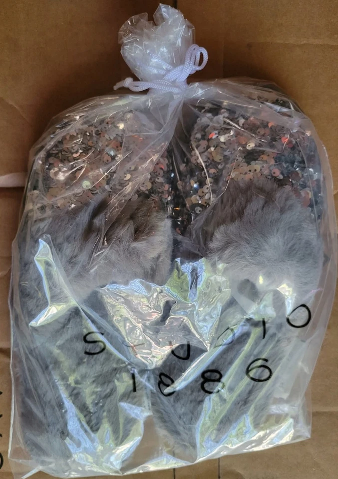 Zapatilla de vacaciones Avon lentejuelas gris L 9/10 Foto 4 de 4