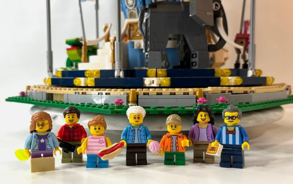 NEW DIY Carousel (10257) pcs 2670 Building Blocks Set Toy Amusement Park - Image 4 of 4