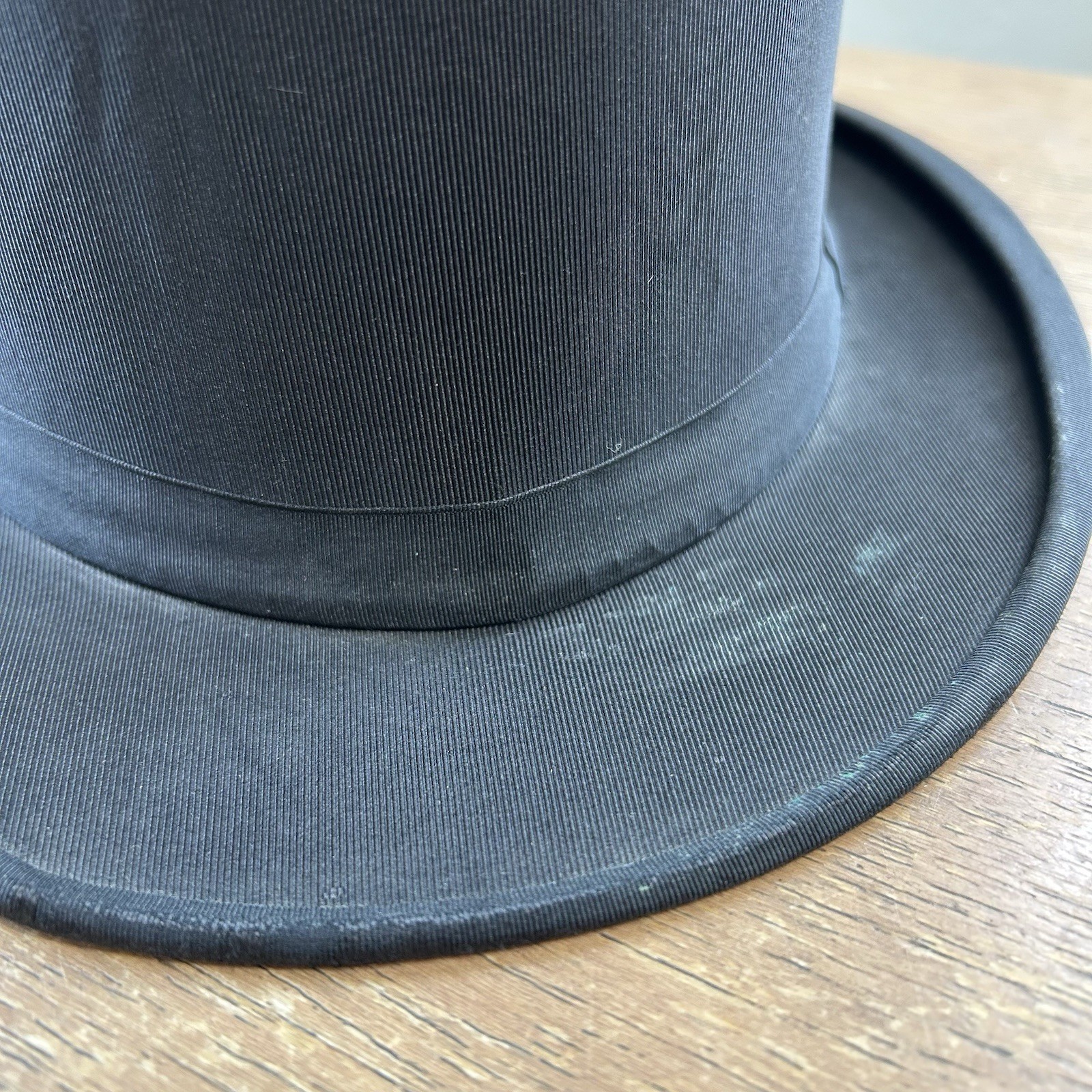 VTG Antique Collapsible Top Hat Silk Faille Opera Hat Size 7 1/4 by Chestergate