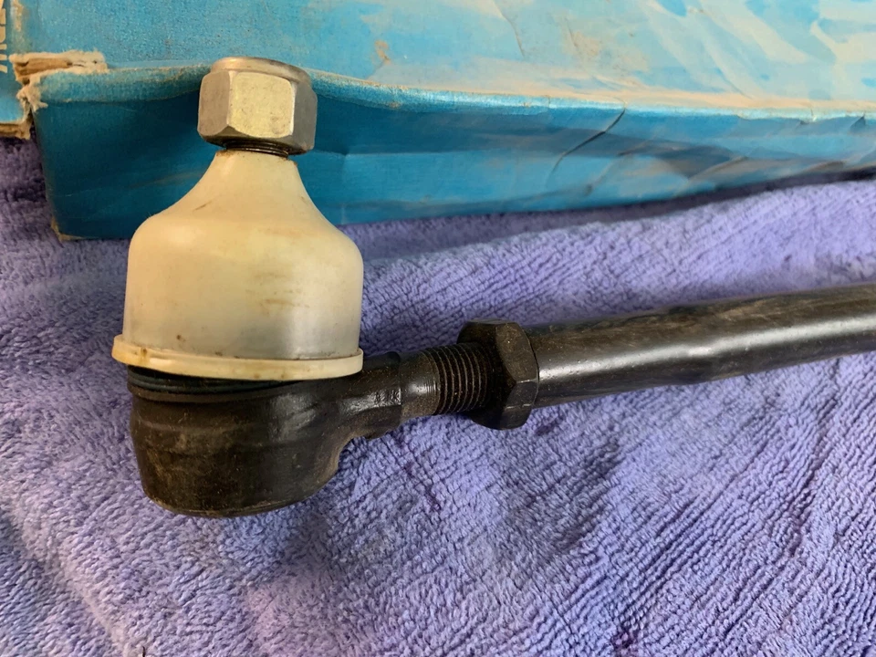 Nuevo de Lote Antiguo Trw 1969 1970 1971 1972 1973 1974 Volvo Modelos 142 144 145 164 Eslabón Central Foto 2 de 4