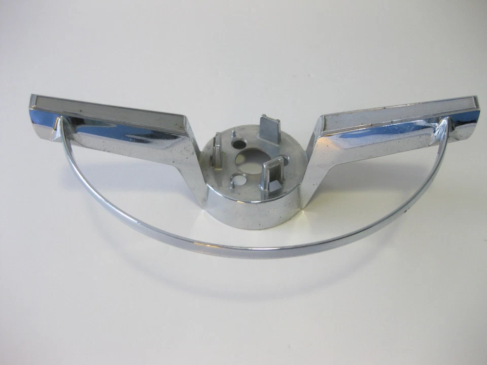 1965 CHEVROLET IMPALA STEERING WHEEL HORN RING 1966 1960s COOL CAR ART TOO! - Image 4 of 4