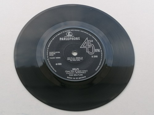 BEATLES HELP ! 1972 SOLID CENTRE KNIFE EDGE NO POLO RINGS EX - Bild 3 von 8