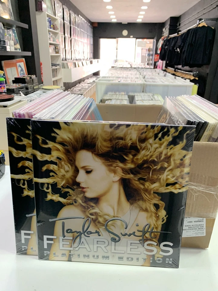 TAYLOR SWIFT 2LP FEARLESS PLATINUM EDITION SEALED - Imagen 1 de 1