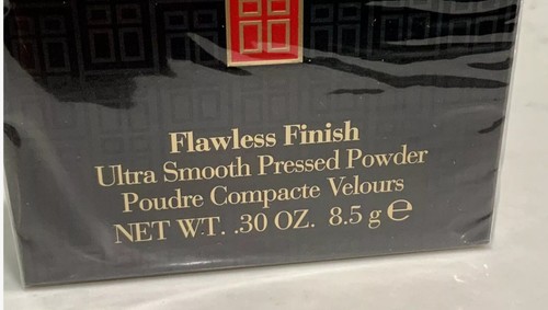 Elizabeth Arden Flawless Finish Ultra Smooth Pressed Powder Medium #03 SEALED - Picture 2 of 6