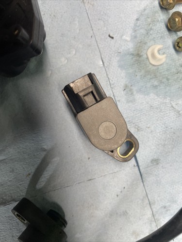 03 04 GSXR 1000 STVA - SECONDARY THROTTLE VALVE ACTUATOR Throttle Position - Picture 7 of 12