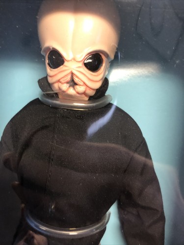 Cantina Band Figurine - Picture 3 of 5