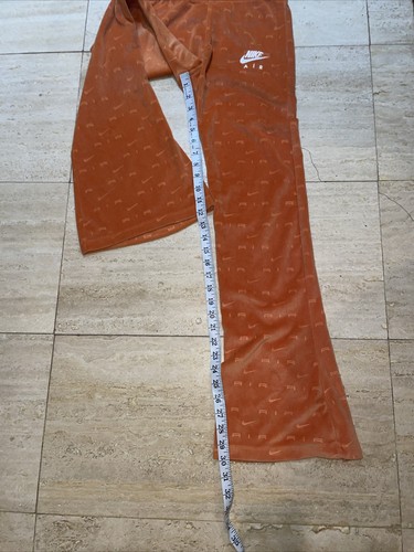 Nike Women's Air Velour Mid-Rise Slim Fit Flare Pants Size S - Picture 6 of 6