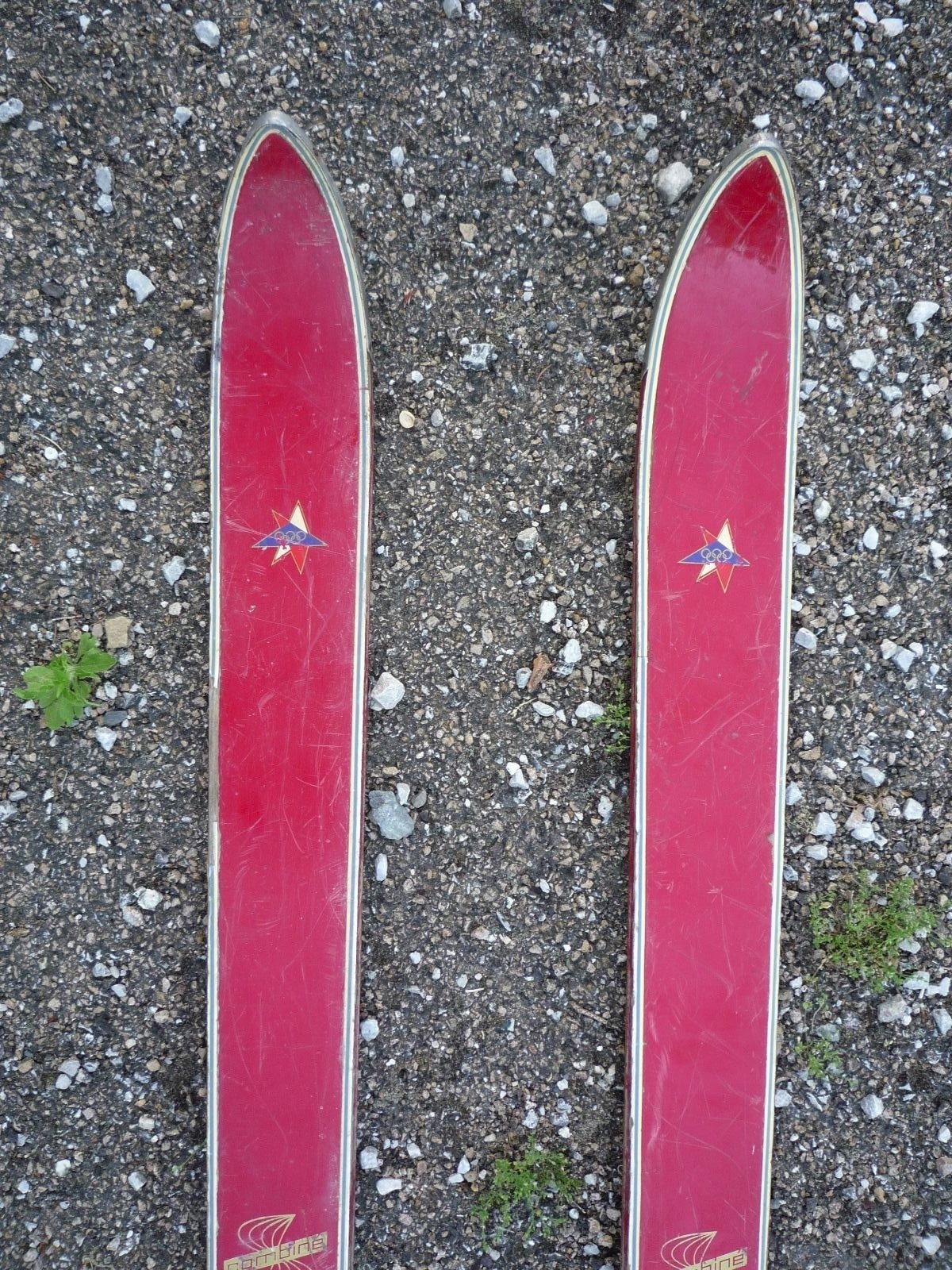Skis/ski Rossignol de combiné ancien/planche de Rossignol bois/luge cd4d22 Skis/ski Rossignol de combiné ancien/planche de Rossignol bois/luge cd4d22