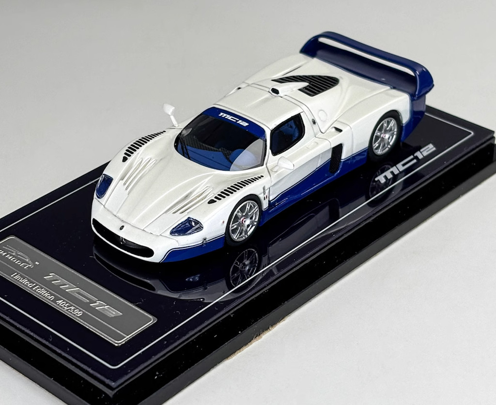 YM 1:64 White MC12 Stradale V12 Racing Sports Model Diecast