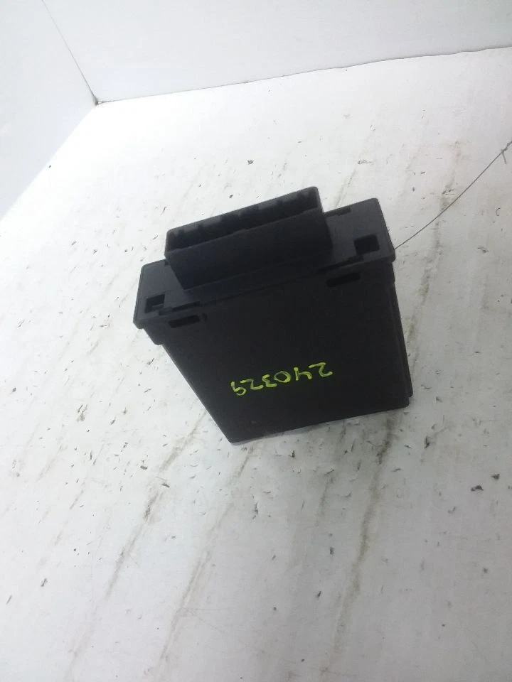 Card Slot Reader Module 2013 Acura TL 36920-TK4-A02 - Image 3 of 4