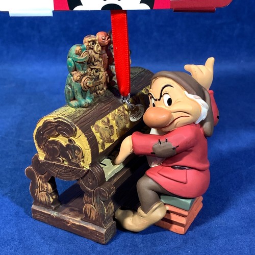 New GRUMPY PLAYING PIPE ORGAN Disney SKETCHBOOK ORNAMENT 2018 Snow White Dwarfs - Picture 6 of 14
