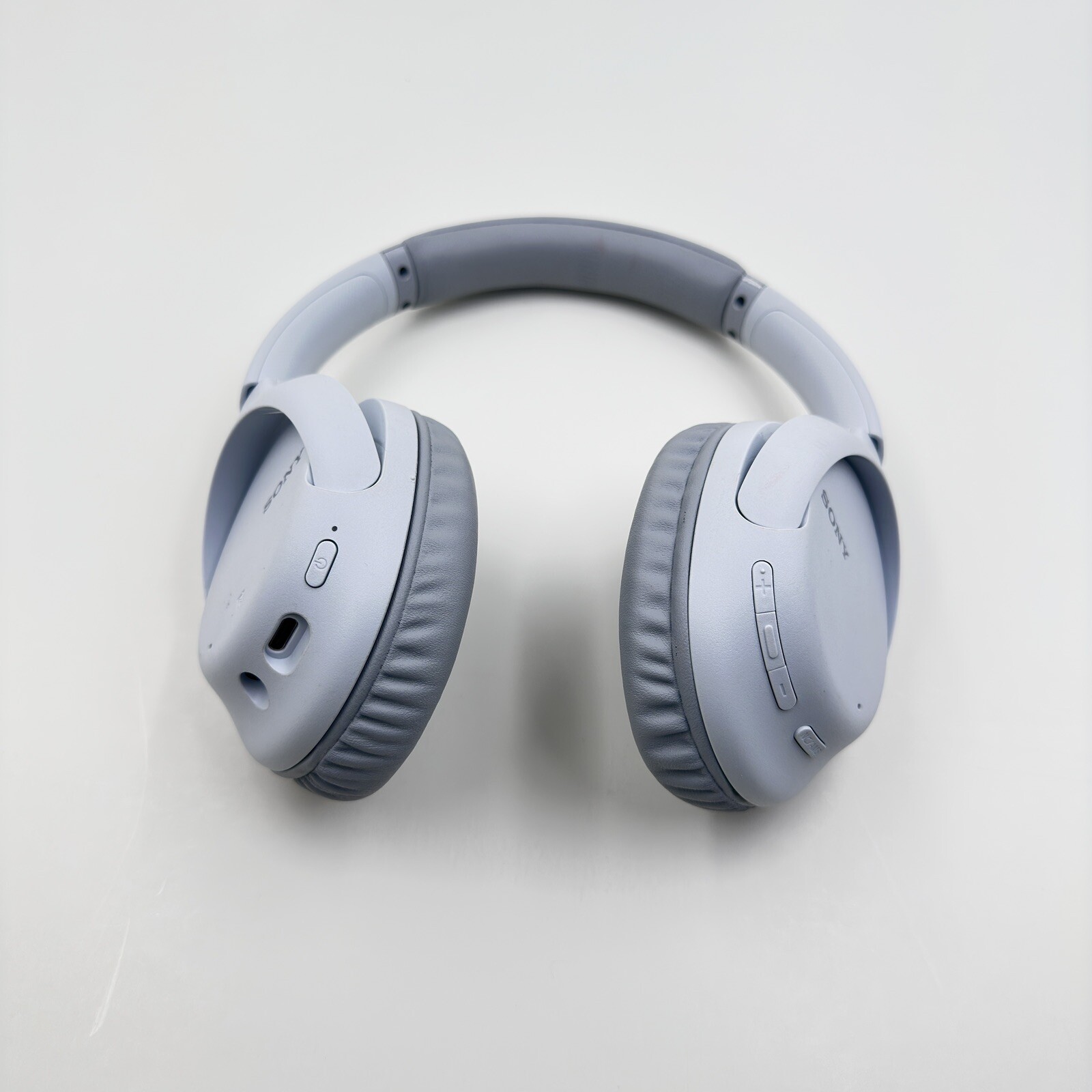 Sony WH-CH710N Over-Ear Headphones Wireless Bluetooth Noise Cancellation - White