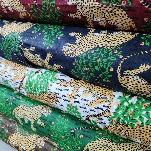100% Cotton Lawn Jungle Cat Leopard Tropical Material Dress Craft Fabric 44" - Picture 2 of 15