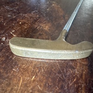 Putter Bullseye Maillet MLM 4 - Acushnet RARE - John Reuter Jr - Années 60