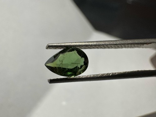 TOURMALINE 0,69ct Green Pear Natural VS Clarity - Foto 4 di 8