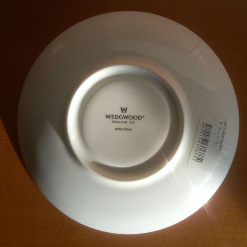Unused Wedgwood 4 Piece Place Set of 2 - Sloane Square - Picture 14 of 20
