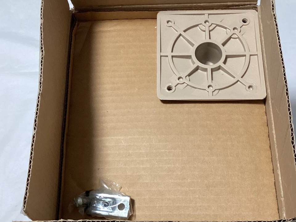 Bocina de paginación Valcom V-1030c 15 vatios 1 vía beige/V-1048C y V-1015B incluida Foto 3 de 4