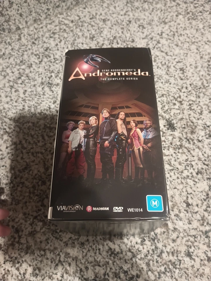 Gene Roddenberry's Andromeda: The Complete Series - Image 4 of 4