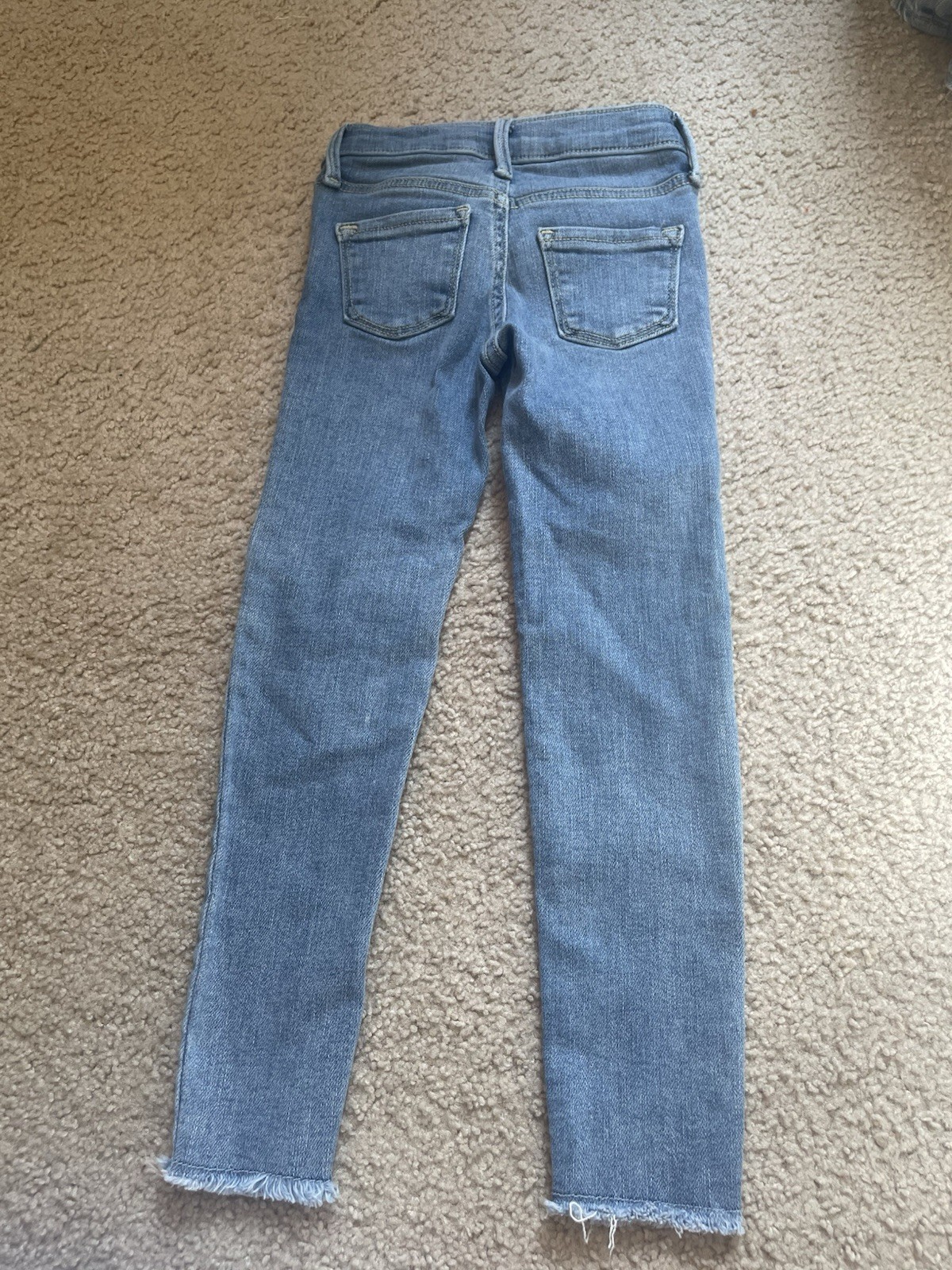 Picture 2 of 4