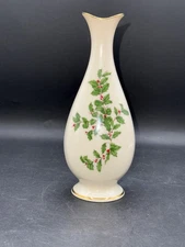 Lenox Holiday Vase Holly Design 7.5" Tall Fine Porcelain Ivory With Gold Trim Ma