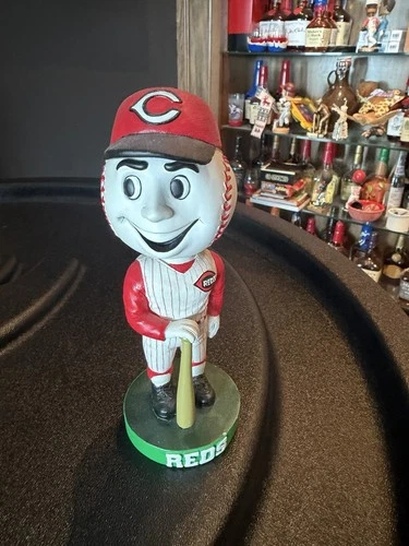 Mr. Red Cincinnati Reds Bobblehead MLB Baseball Hard Plastic Figure Collectible