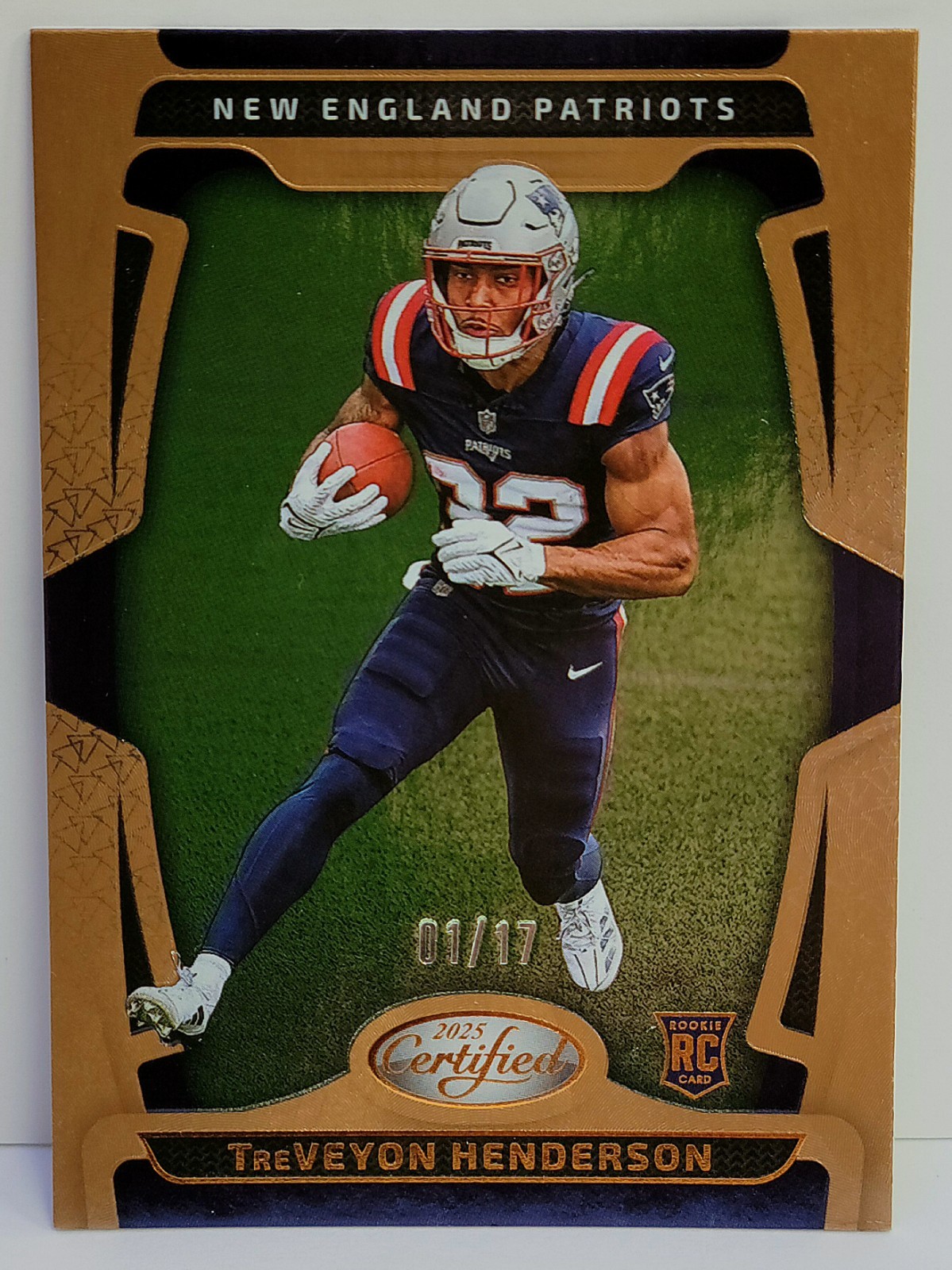 2025 Panini Certified TreVeyon Henderson RC Mirror Bronze FOTL /17 Patriots #144