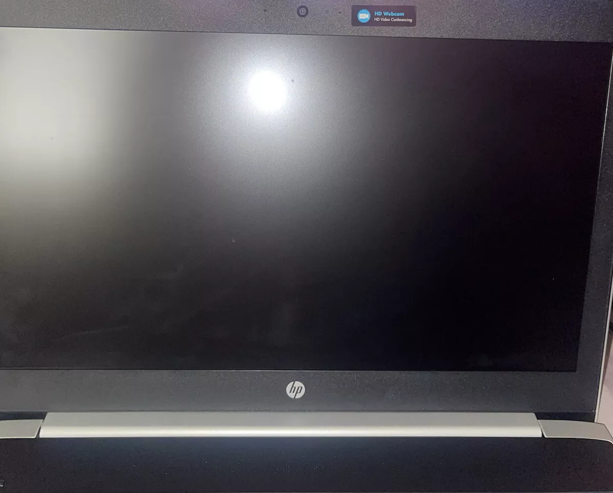 HP PROBOOK 450 G5 I7-8550U @ 1.80 GHZ, 8GB RAM.