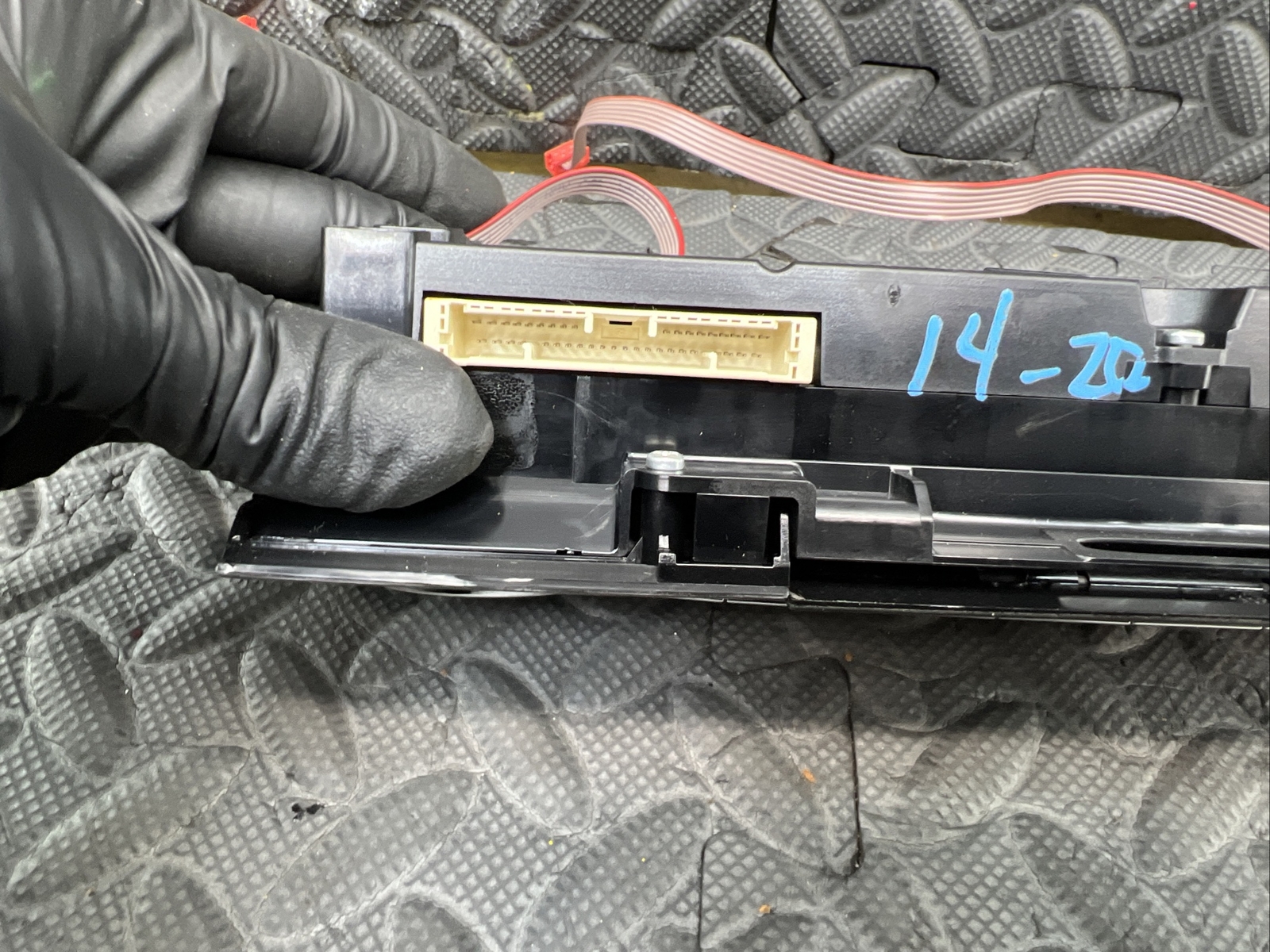 OEM 2014-2017 MASERATI GHIBLI DASH CLIMATE CONTROL SWITCHES HAZARD PANEL
