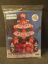 Design Works Crafts Happy Holidays Felt Wall Hanging Kit 5108 - NEW, NEVER OPEN